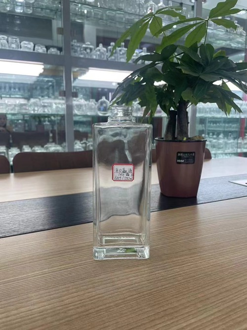 玻璃酒瓶製造商